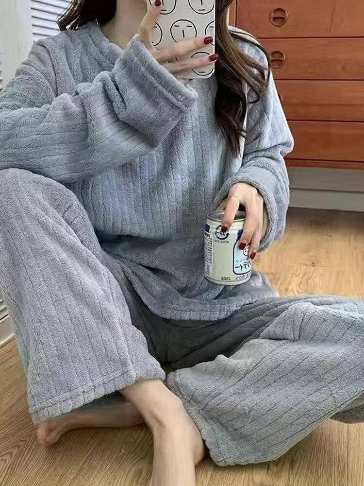 Winter Pajamas Set